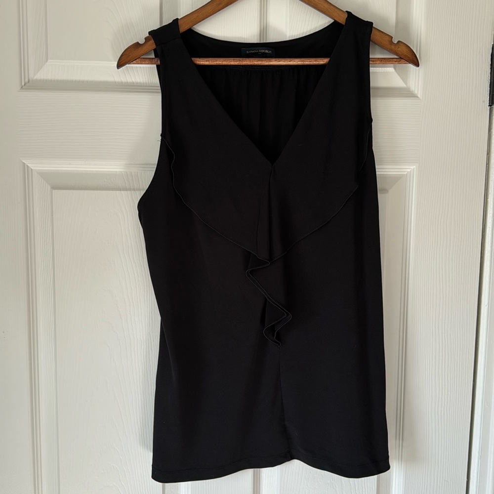 Banana Republic Ruffle Tank